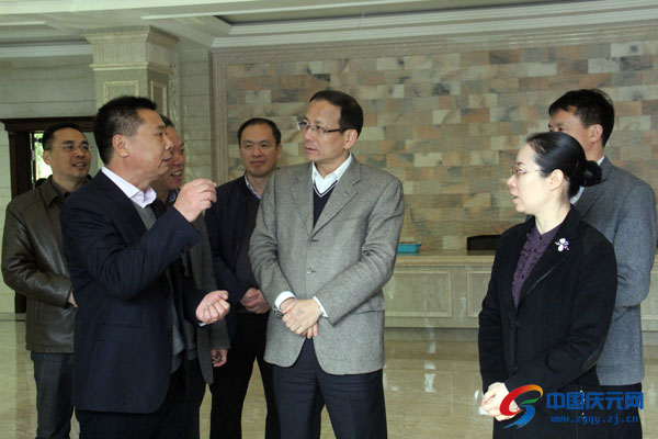 明星企業(yè),歐迪實(shí)業(yè),慶元OUDI,慶元AIRWOMAN,眉筆,眼線筆,唇線筆,眼影,指甲油,眼影,口紅,唇彩,彩妝系列,慶元化妝品,慶元進(jìn)出口